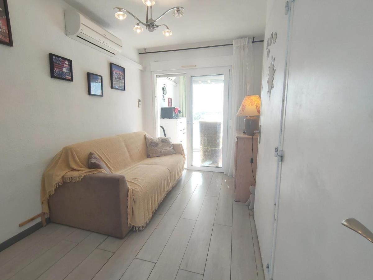 Ferienwohnung T1 Au Calme Avec Clim Et Parking Prive - Fr-1-503-171 Balaruc-les-Bains Exterior foto