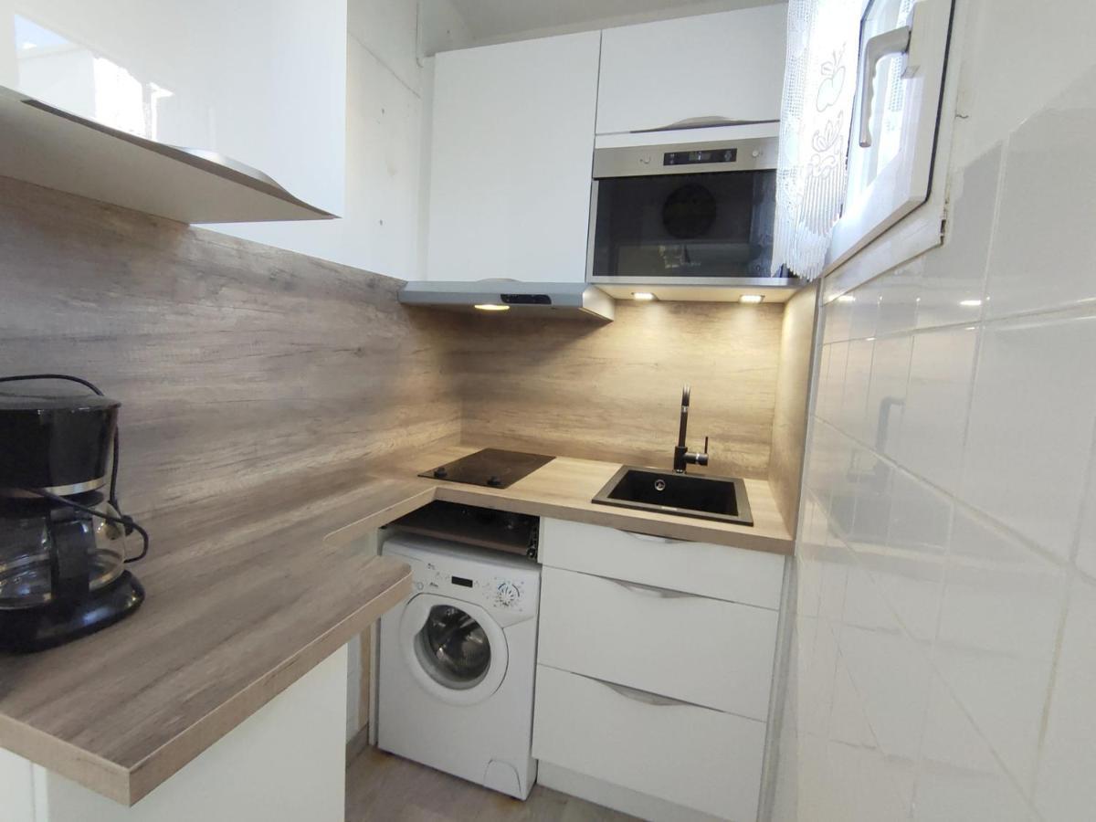 Ferienwohnung T1 Au Calme Avec Clim Et Parking Prive - Fr-1-503-171 Balaruc-les-Bains Exterior foto